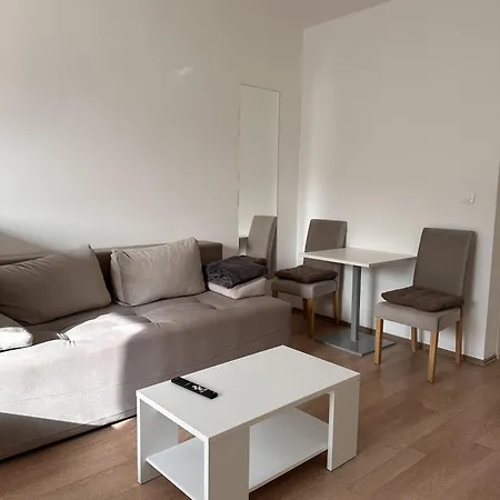 L Apartment
