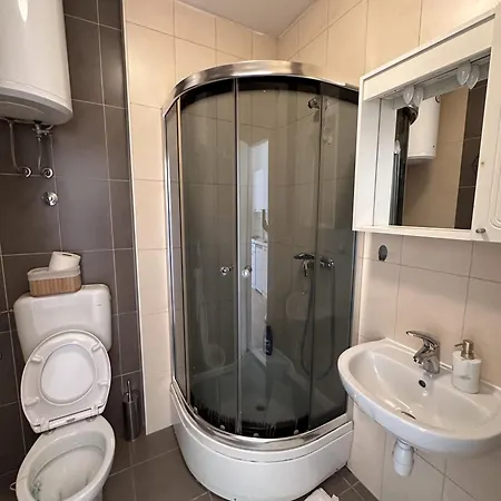 Апартаменты L *
